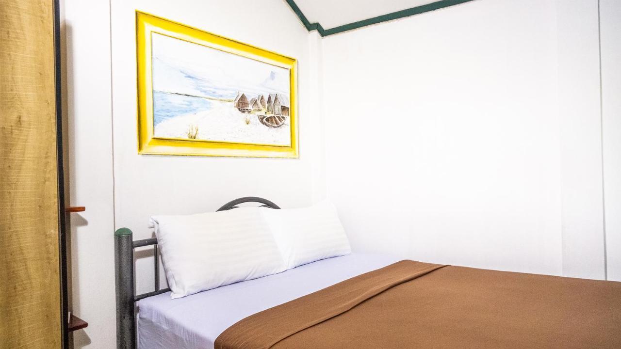 Sabina Guesthouse Kamala Extérieur photo