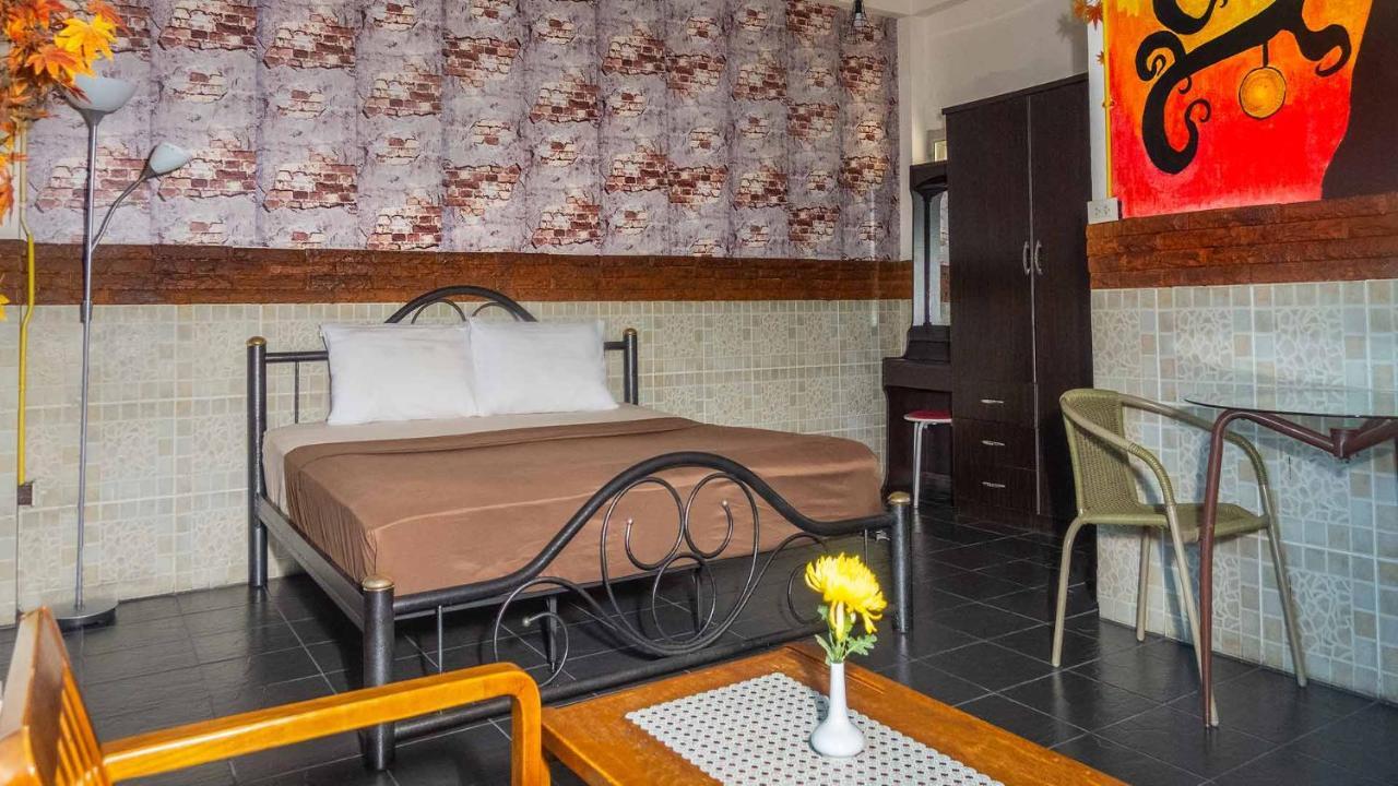 Sabina Guesthouse Kamala Extérieur photo